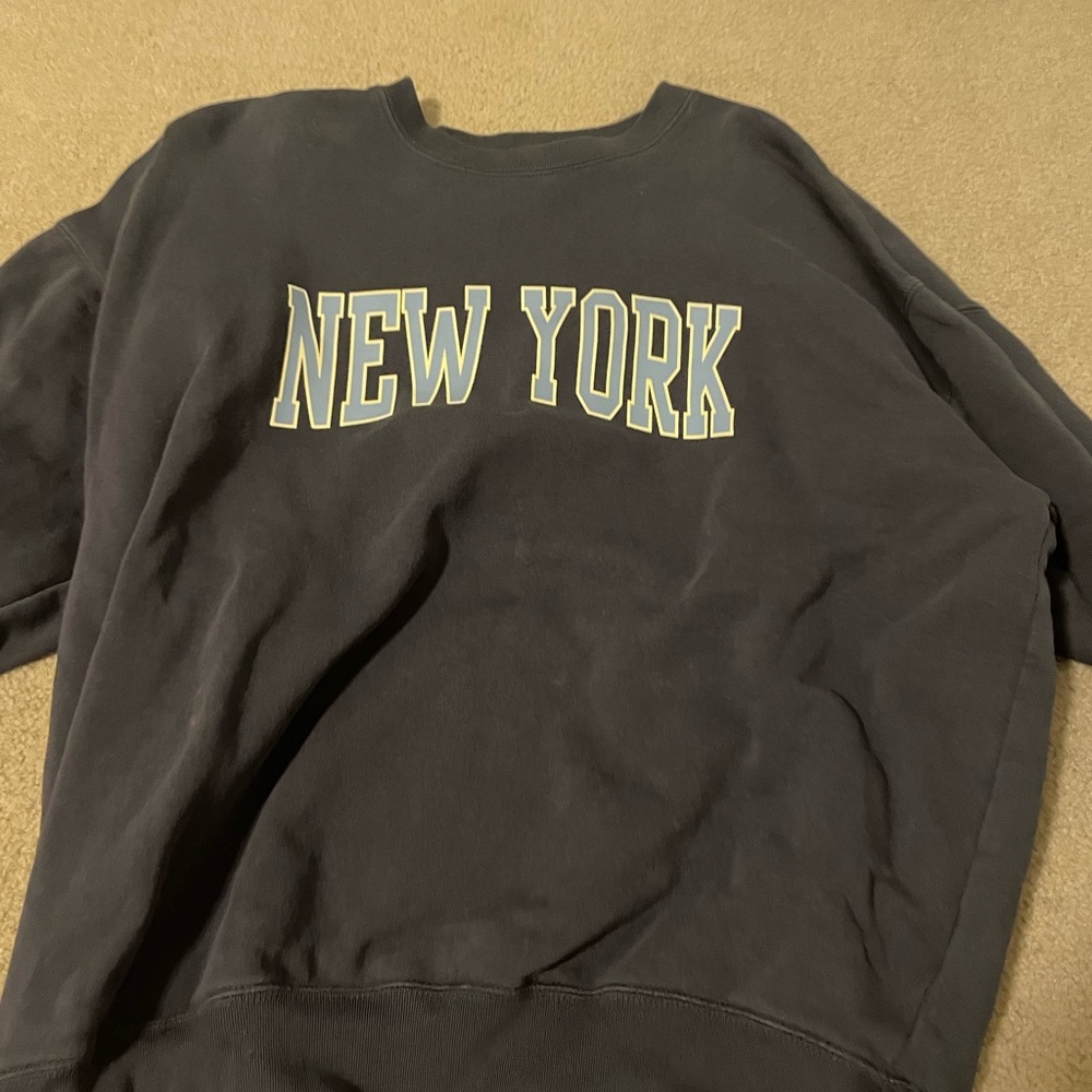 Brandy melville crewneck New York